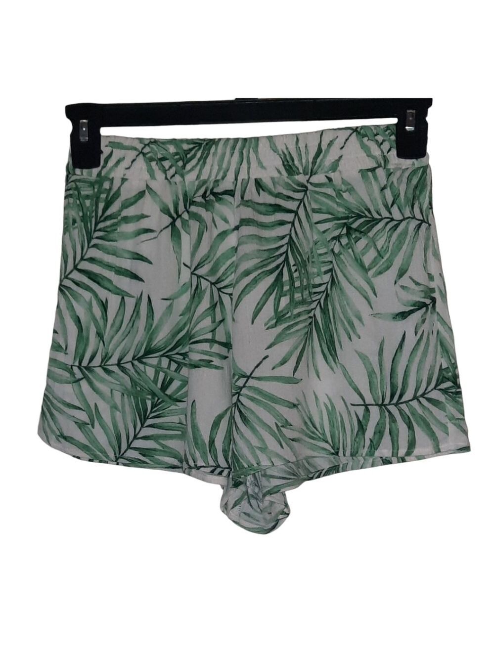 Forever 21 Green and White Shorts Small NWT
